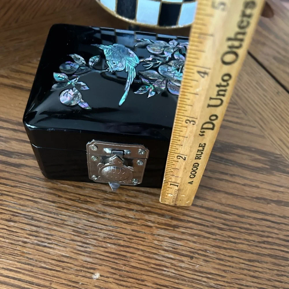 Vintage exquisite asian